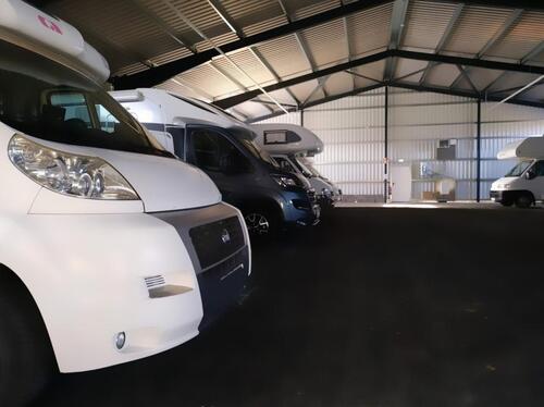 Foto - Wohnmobilstellplatz, hell+sauber, Alarmanlage, 247 Zutritt