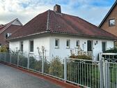 Foto - Haus mit Wintergarten und 3 Zimmer