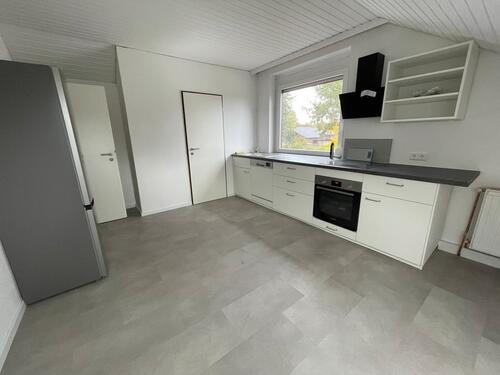 Foto - Ruhige, modernisierte DG Wohnung ab 1.8.