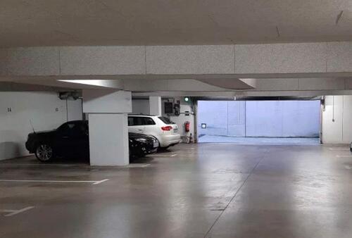 Foto - Tiefgaragenstellplatz - 70,00&nbsp;EUR Miete,