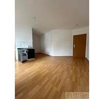 Moderne zentrumsnahe 1-Raum Wohnung mit EBK + PKW-Stellplatz in Ilmenau