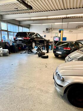 Foto - Kfz-Werkstatt mit Büro in Fürth - voll ausgestattet zu Vermieten