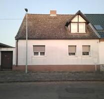 Sanierungsbedürftiges Einfamilienhaus in ländlicher Lage - Südliches Anhalt