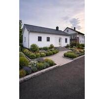 Liebevoll kernsaniertes Einfamilienhaus - ideal für Familien - Arnsberg Holzen