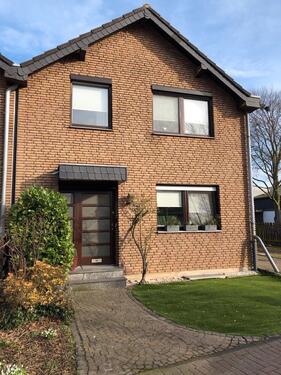 Foto - Großzügiges Reiheneckhaus in Altwalsum mit schönem Garten