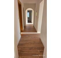 5-Zimmer-Wohnung - 1.000,00&nbsp;EUR Kaltmiete, ca.&nbsp; 115,00&nbsp;m&sup2; in Böbingen an der Rems (PLZ: 73560)