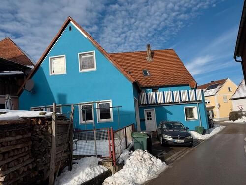 Foto - 10 Zimmer Mehrfamilienhaus, Wohnhaus in Dürrwangen