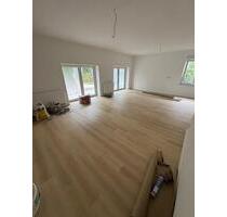 Großzügige 4-Zimmer-Wohnung in frisch renoviertem Zustand - Horn-Bad Meinberg