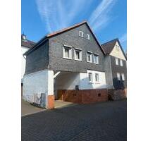 Einfamilienhaus mit leerstehender Scheune PROVISIONSFREI - Lollar