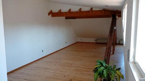 Foto - 2 Zimmer Dachgeschoßwohnung zur Miete in Schwalbach