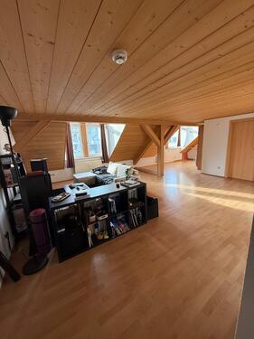 Foto - Charmante 3-Zimmer-Wohnung mit offener Küche & ausgebautem Dachboden