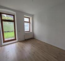 3-Zimmer-Wohnung im EG mit Balkon & eigenem Eingang – Denkmalobjekt, idealer Preis - Chemnitz Hilbersdorf