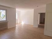 Foto - **FRISCH RENOVIERT** Helle 4-Zimmer-Wohnung mit BALKON in Solingen