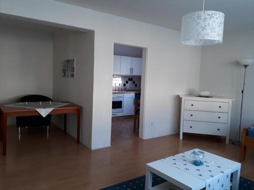 Foto - Großes WG-Zimmer, eigene Einbauküche und WLAN