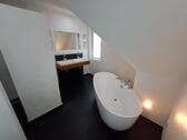 Foto - Moderne Wohnung mit Studio und Designerbad in zentraler Lage