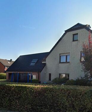Foto - Lichtdurchflutete Wohnung mit Terrasse und eigenem Garten