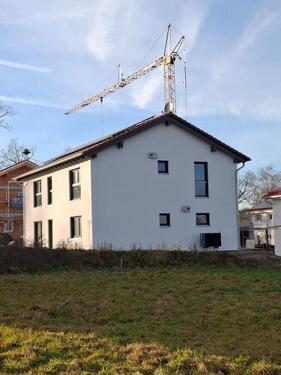 Foto - Wohnen in bester Lage: Tolle 4-Zimmer-Wohnung mit EBK & Balkon