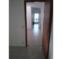 Günstige und ruhige 3 ZKB, Balkon, Stellplatz, Wald, evtl Tiere - Dillingen (Saar)