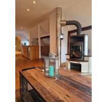 Hochwertige vollmobilierte Dachgeschosswohnung in Waibstadt