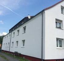 SOFORT: 3 ZKB Dachg. Whg. zu vermieten, Stellplatz + Garten nutz. - Bad Salzungen Tiefenort