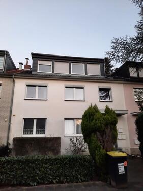 Foto - Helle Dachgeschosswohnung in Köln Longerich
