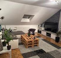 4 Zimmer Dachgeschosswohnung mit Balkon in Erlabrunn