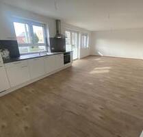 Barrierefreie 3 Zimmer Wohnung, EBK, Stellplatz, Neubau - Hardheim