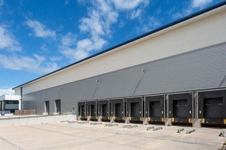 Foto - Neubau von Produktions- Logistikhallen