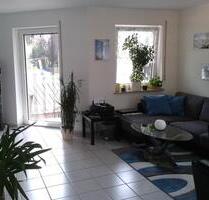 Helle 2-Zimmer-Eigentumswohnung mit Balkon & Stellplatz–gepflegt - Waldbrunn