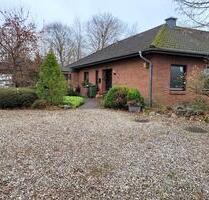 Winkelbungalow mit Einliegerwohnung - Tarp