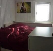 Vermieten 2 Zimmerwohnung - 170,00&nbsp;EUR Kaltmiete, ca.&nbsp; 30,00&nbsp;m&sup2; in Hildesheim (PLZ: 31135) Oststadt/Stadtfeld