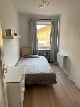 Foto - WG-Zimmer für Pendler - 400,00&nbsp;EUR Kaltmiete, ca.&nbsp; 8,00&nbsp;m&sup2;