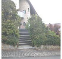 Dachgeschosswohnung - 3 Zimmer - Großrinderfeld