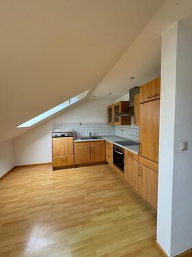 Foto - 2 Zimmer Dachgeschoßwohnung zur Miete in Blieskastel