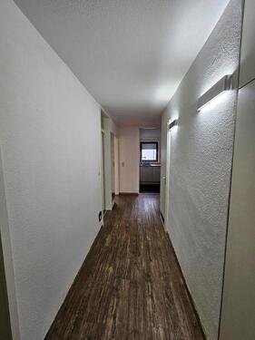 Foto - Familienfreundliche 4 Zi Wohnung mit Einbauküche und Parkplatz