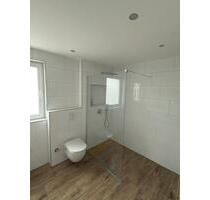 Erstbezug Kernsaniert Fußbodenheizung 4-Zimmer DG-Wohnung - Stadthagen