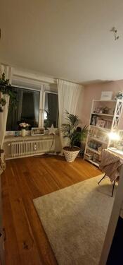 Foto - Möbliertes WG Zimmer an Ingenieure IT-Fachkräfte Führung Kräfte