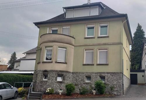 Foto - Großes Mehrfamilienhaus 3 Wohneinheiten Selbstnutzung Vermietung