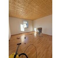 90 qm Wohnung in Fronberg - 850,00 EUR Kaltmiete, in Schwandorf (PLZ: 92421)