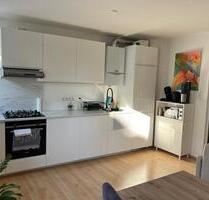 Untermiete (01.04-31.08): 1,5-Zimmer Wohnung (45qm) München-Thalk