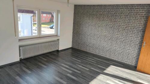 Foto - 4 Zimmer Terrassenwohnung zur Miete in Unterschneidheim