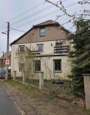 Foto - Großes Einfamilienhaus - 125.000,00&nbsp;EUR Kaufpreis, ca.&nbsp; 200,00&nbsp;m&sup2;