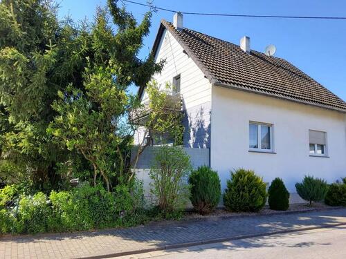 Foto - 5 Zimmer Einfamilienhaus zum Kaufen in Losheim am See