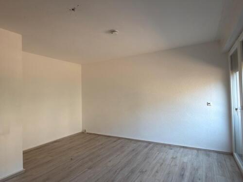Foto - Sonnige, sehr helle 1 Zimmer ,Whg. Bezugsfrei, ohne Makler