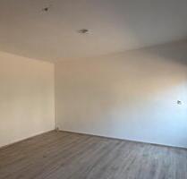 Sonnige, sehr helle 1 Zimmer ,Whg. Bezugsfrei, ohne Makler - Berlin Steglitz-Zehlendorf