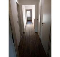 3 ZKB Oberwohnung - 850,00&nbsp;EUR Kaltmiete, ca.&nbsp; 70,00&nbsp;m&sup2; in Apen (PLZ: 26689)