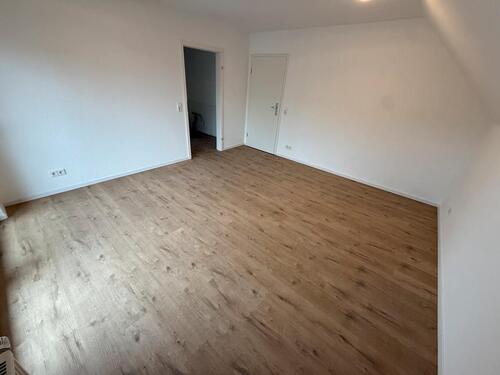 Foto - 2-Zimmer-Wohnung mit Balkon – Erstbezug nach Modernisierung