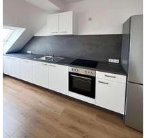 ✨Neu! Tolle & attraktive Dachgeschosswohnung mit neuer Einbauküche & moderner Ausstattung - Leipzig Nordost