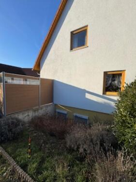 Foto - 5 Zimmer Doppelhaushälfte zum Kaufen in Hagenbüchach