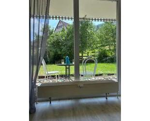 Singlewohnung mit Einbauküche und Terrasse, Stellplatz - Schramberg